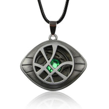 Load image into Gallery viewer, Doctor strange keychain